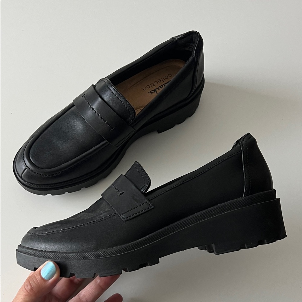 Clarks Black Calla Ease Leather Loafers flat 7
